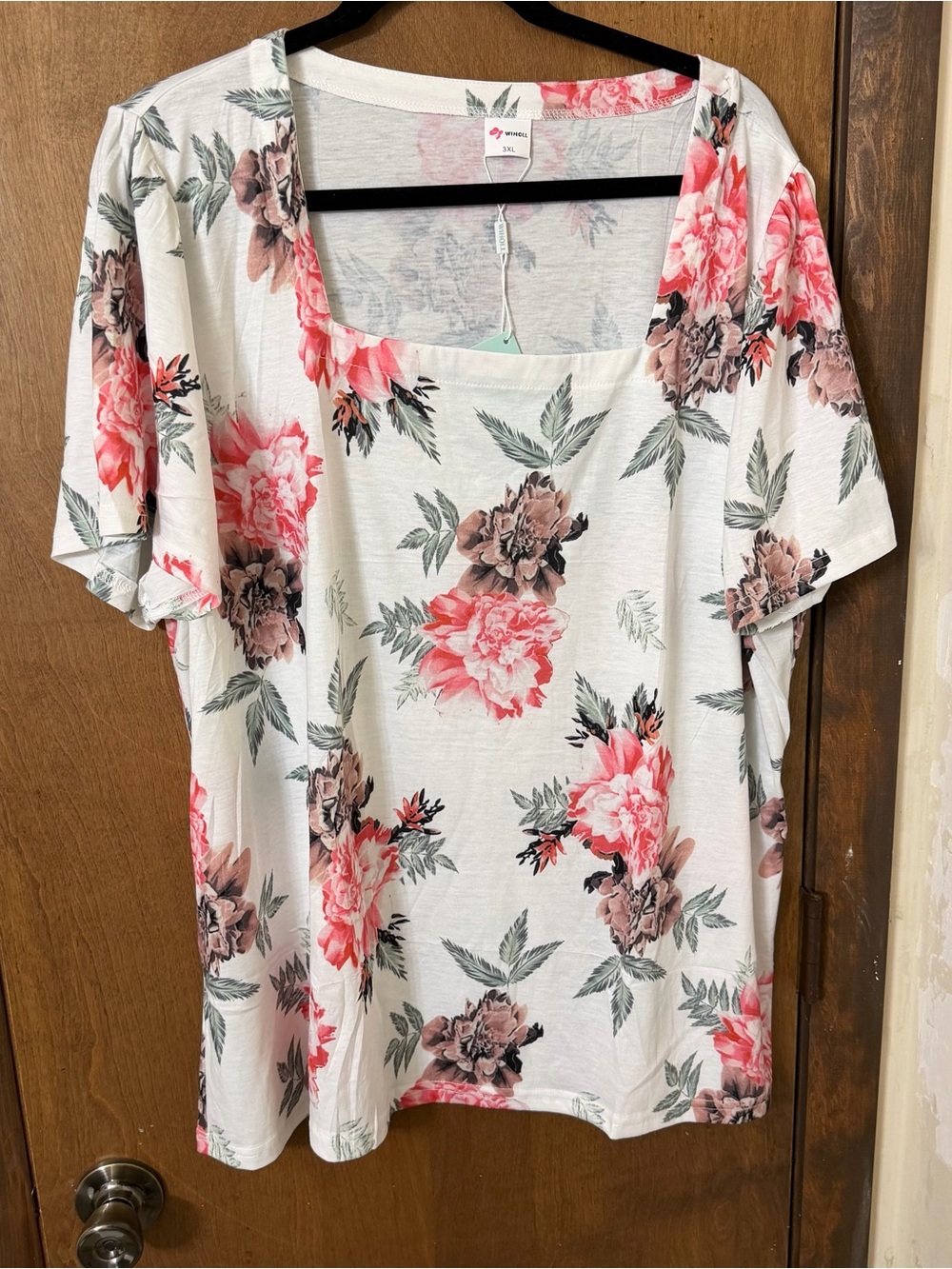 WIHOLL  3X Floral Square Neck Women’s Top - White/Pink NWT